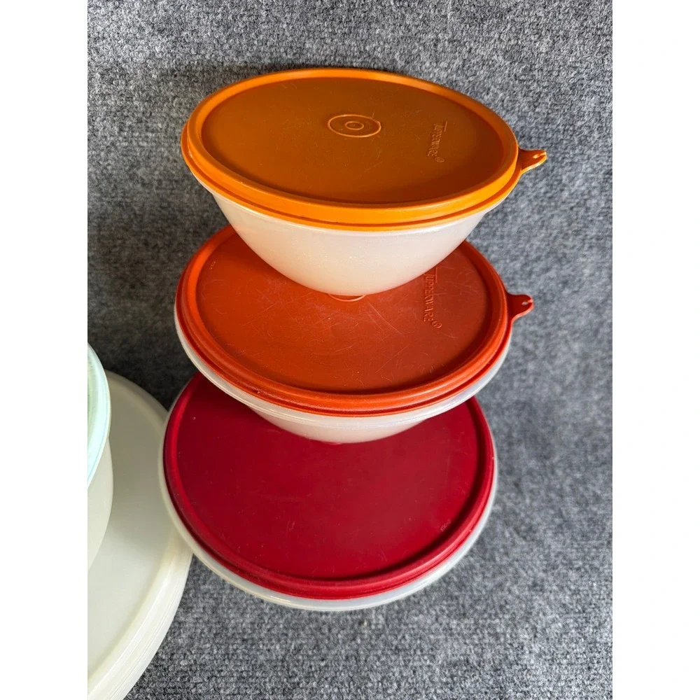 Vintage Tupperware Lot 20+ Pcs Blockbuster Bowl Jel-Ring Mold Tumblers Bowls